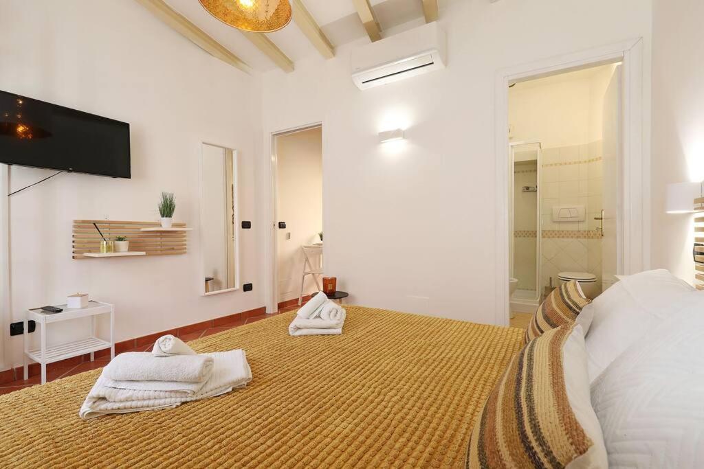 Blu Flamingo Trilussa Apartment Рим Екстериор снимка