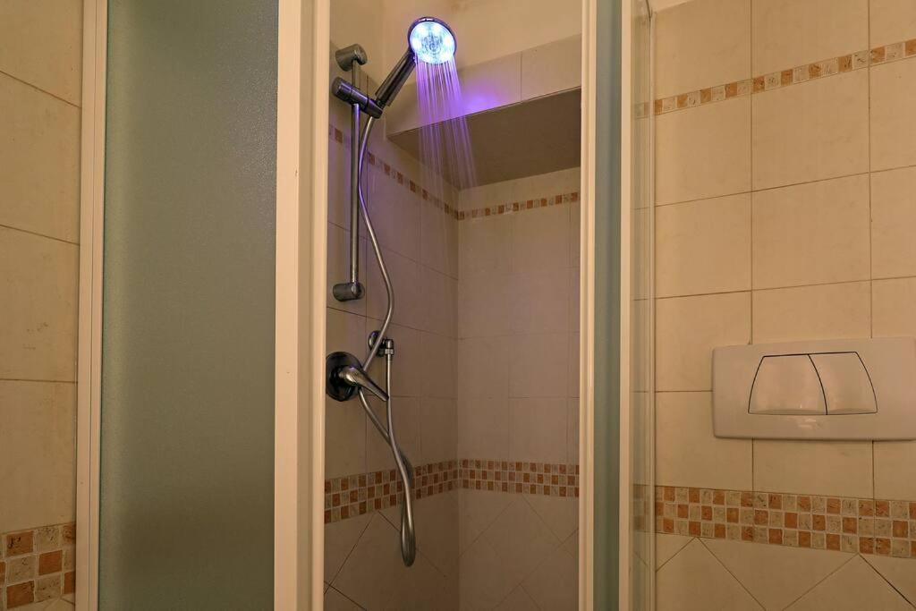 Blu Flamingo Trilussa Apartment Рим Екстериор снимка