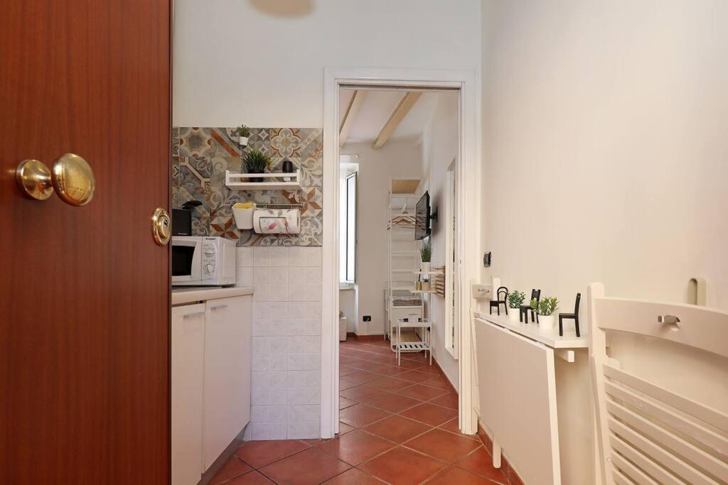 Blu Flamingo Trilussa Apartment Рим Екстериор снимка